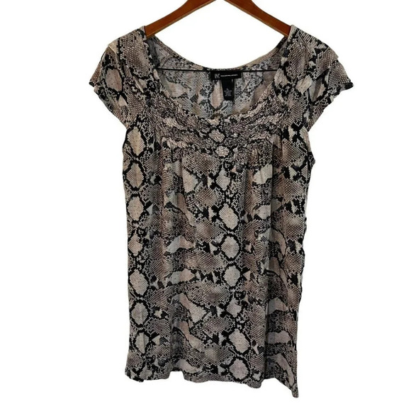 INC International Concepts Snakeskin Blouse XL Short Sleeves Gathered Neckline - Picture 1 of 8